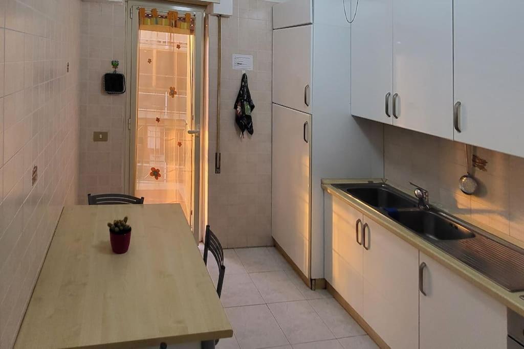 Happy Ladispoli - Vista Mare Apartment Bagian luar foto