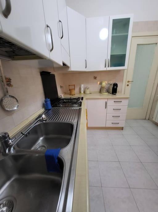 Happy Ladispoli - Vista Mare Apartment Bagian luar foto